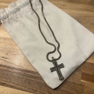 Men’s David Yurman Silver Cross Pendant Necklace